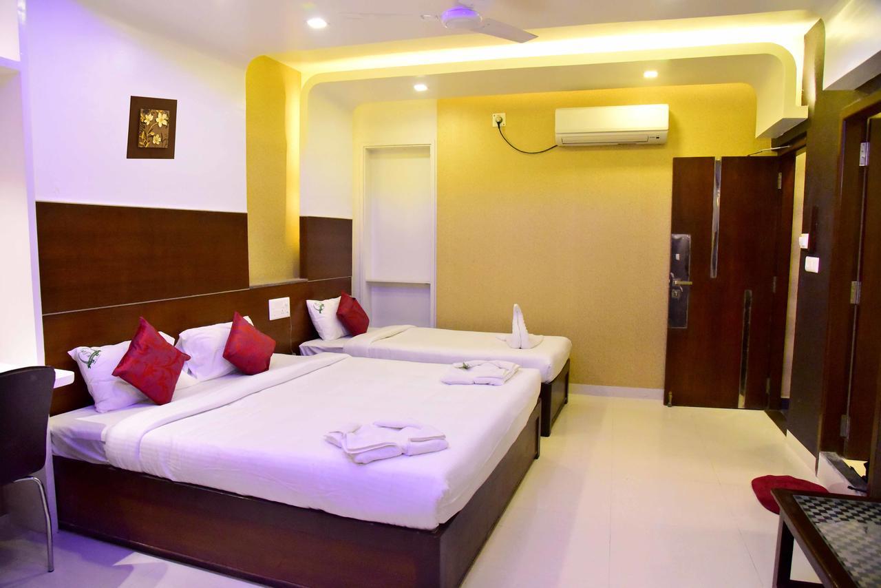 Hotel Sumith Palace Pondicherry Eksteriør bilde